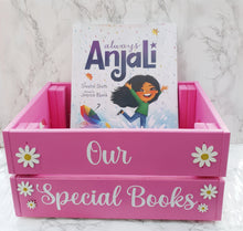 Load image into Gallery viewer, Teacher Personalised &#39;Daisy Splash&#39; Book Crate
